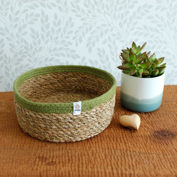 Shallow Seagrass/Jute Basket - Natural/Green - Medium