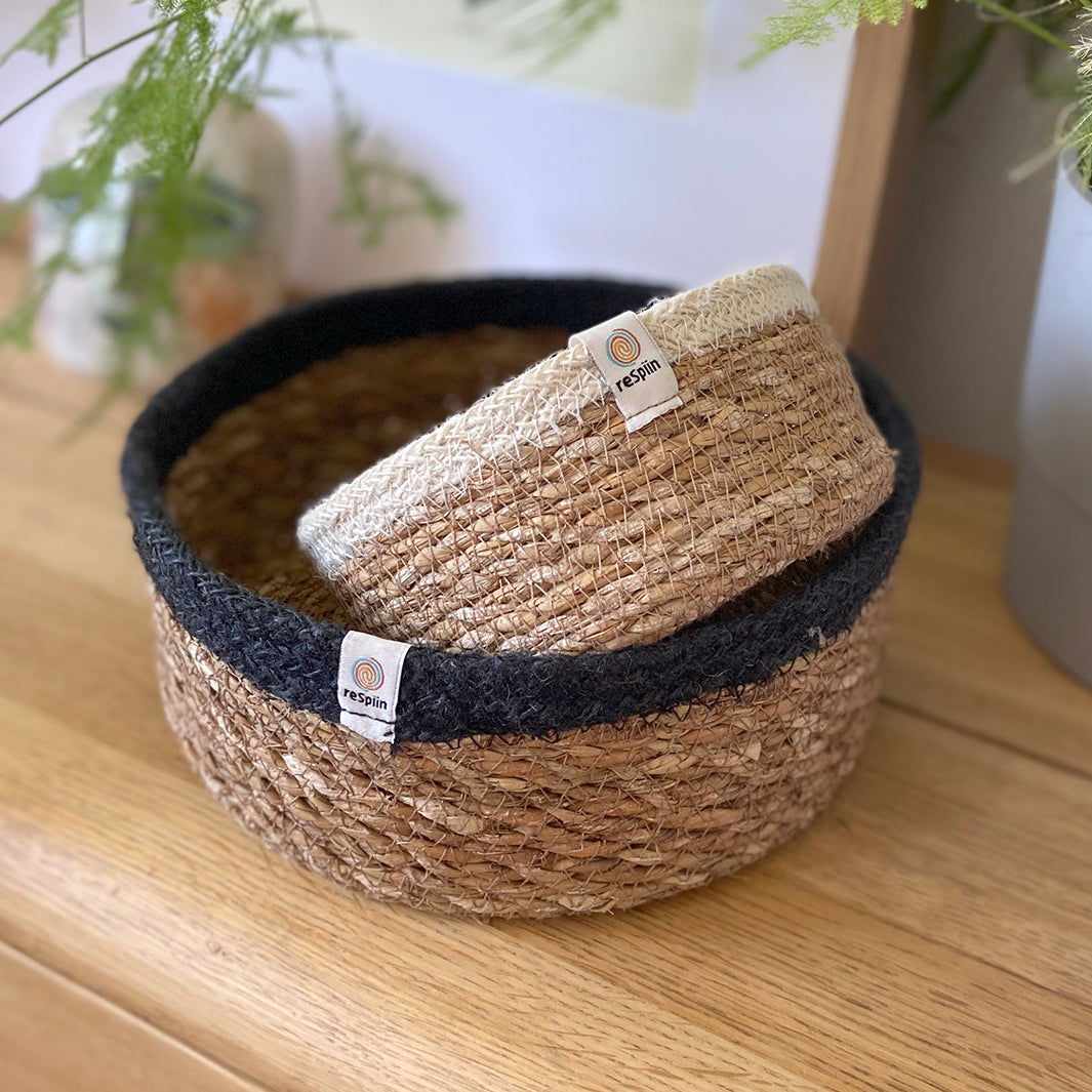 Shallow Seagrass & Jute Basket - Natural/White - Small
