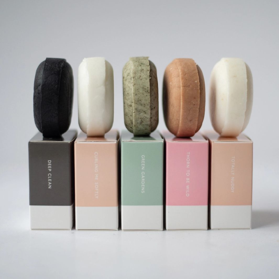 Deep Clean - Charcoal, Tea Tree & Peppermint Shampoo Bar