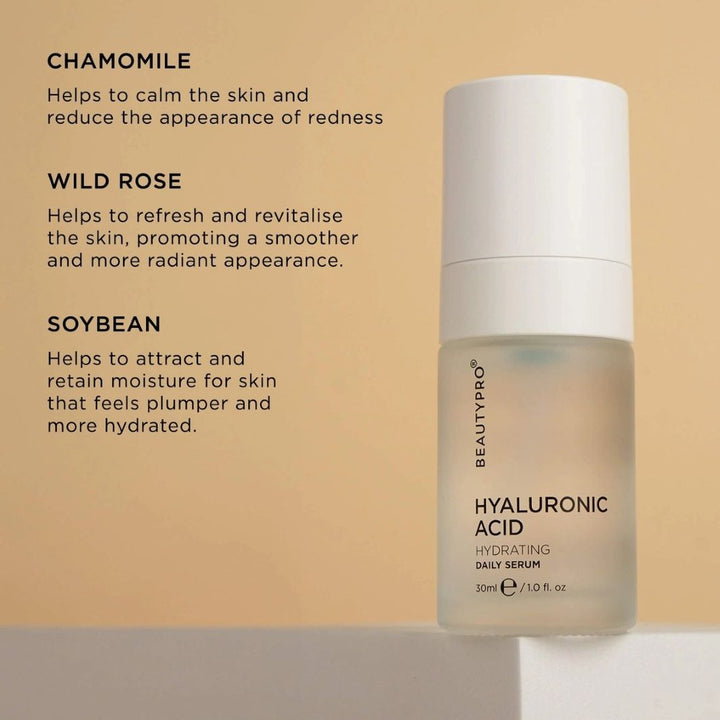 Hydrating hyaluronic acid serum with chamomile – vegan water-free skincare