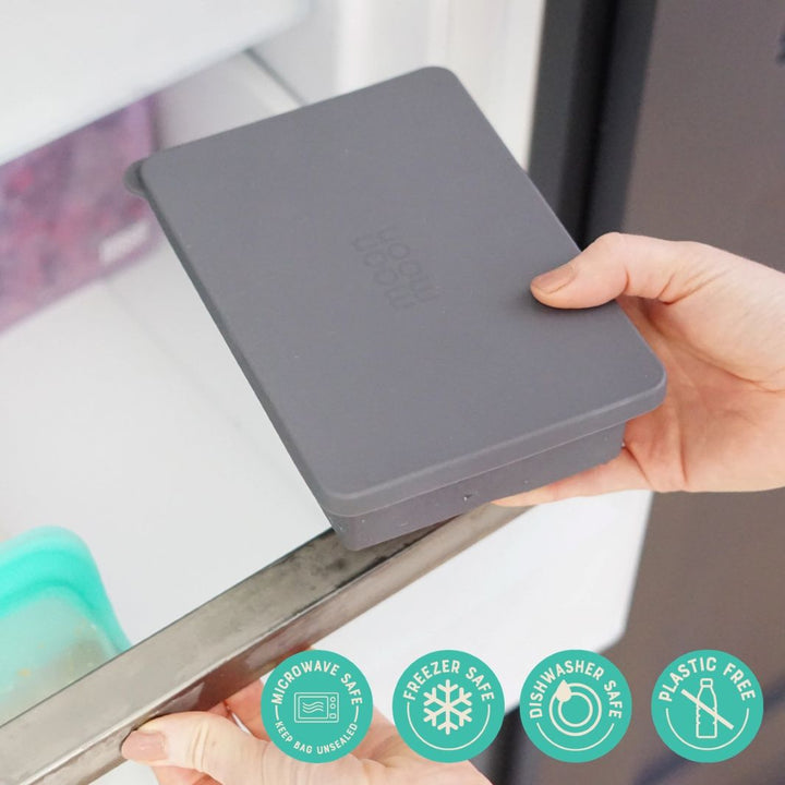 Giant Silicone Ice Cube Tray with Lid