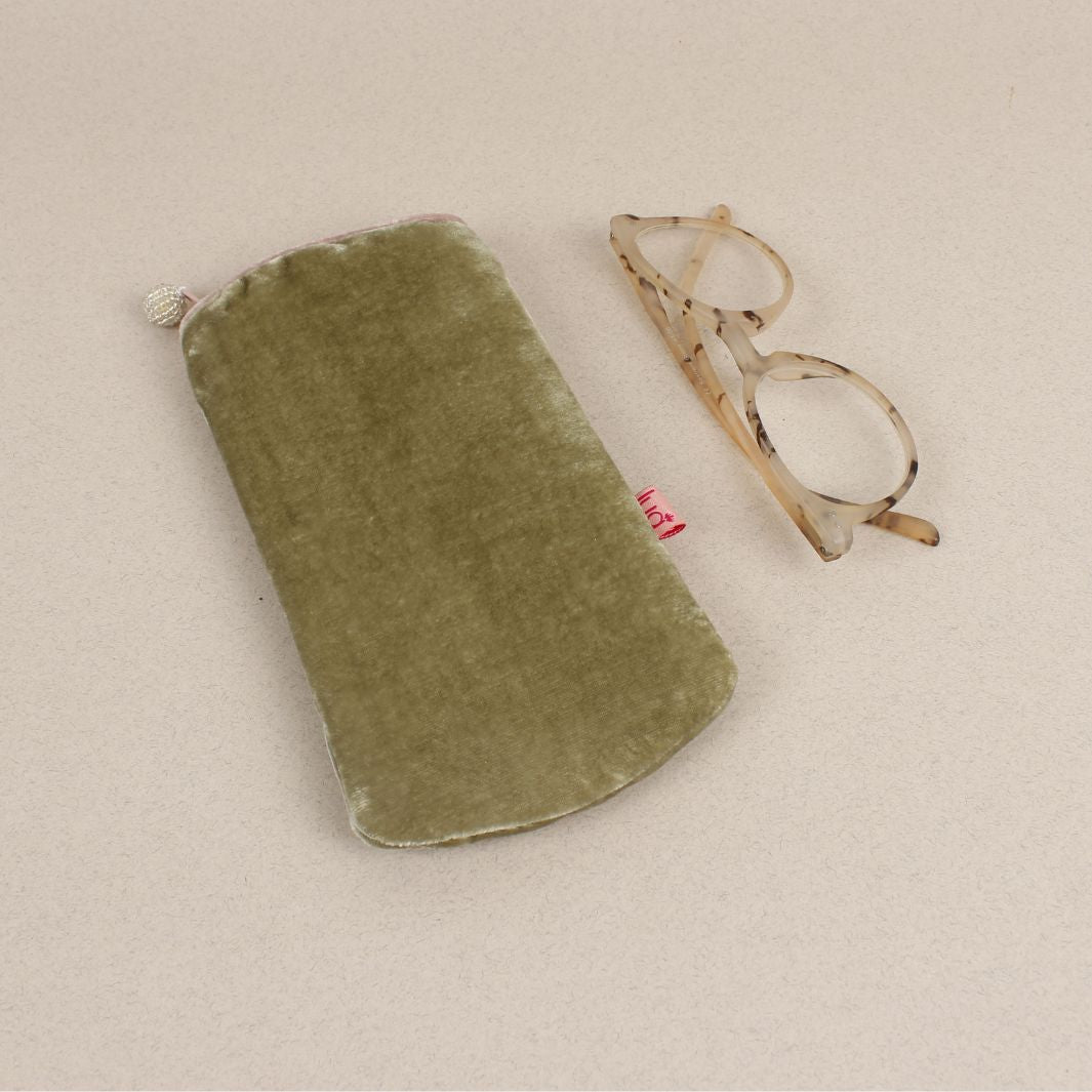 Velvet Glasses Purse