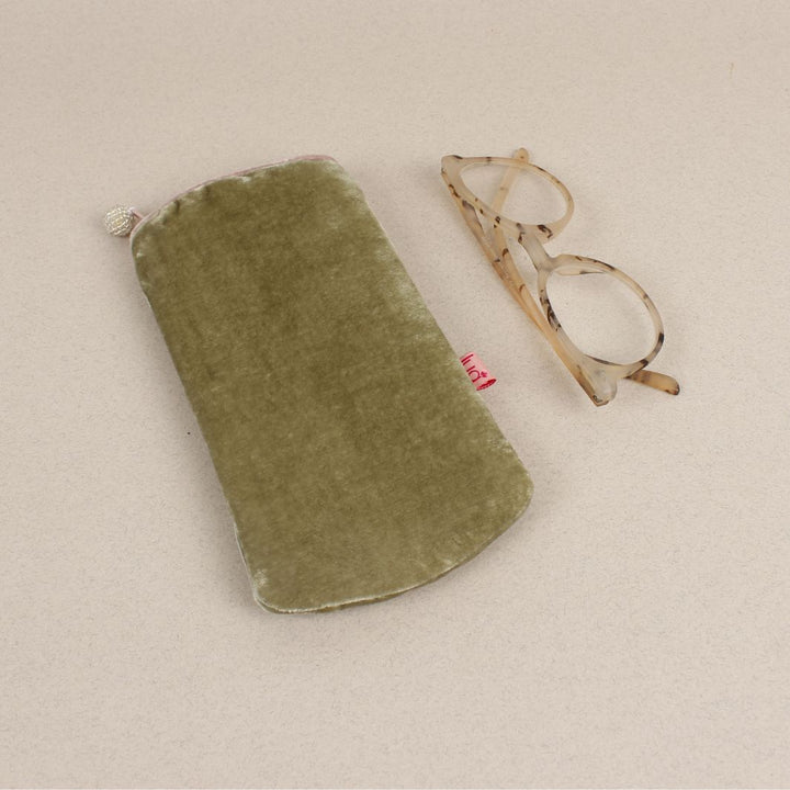 Velvet Glasses Purse