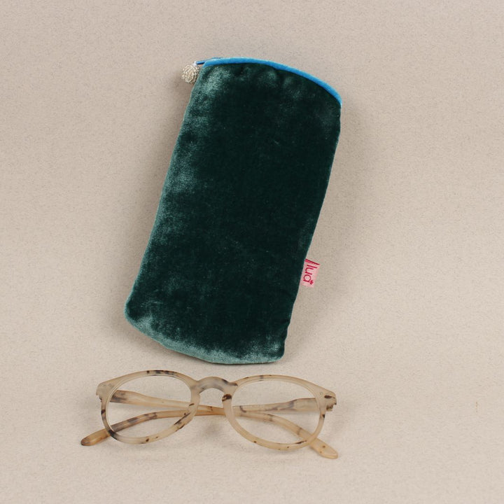 Velvet Glasses Purse