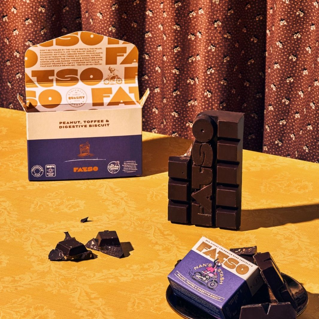 Nan's Stash 70% Dark Chocolate Bar - Peanut, Toffee & Digestive Biscuit