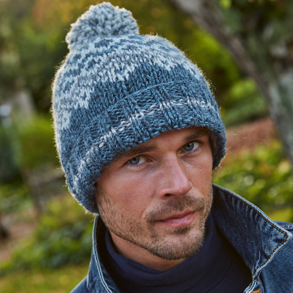 Pachamama | Men's Jorvik Bobble Beanie - Steel – Green Tulip
