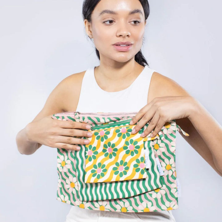 Set of 3 Pouches - Wavy Daisy