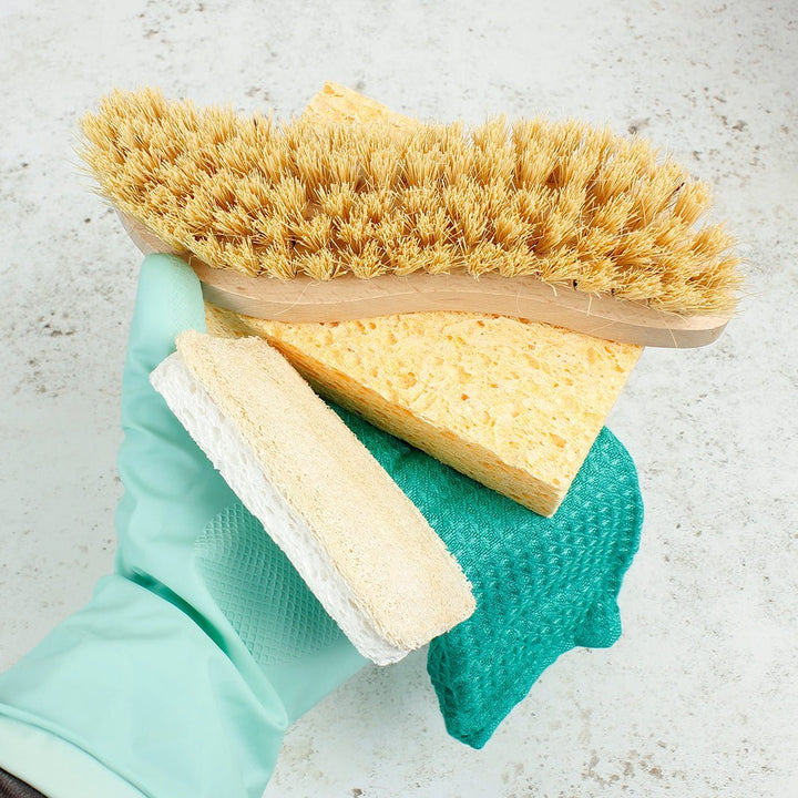 Natural Cleaning Equipment Kit - Green Tulip