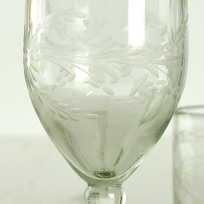 Chunky Recycled Wine Glass - Engraved