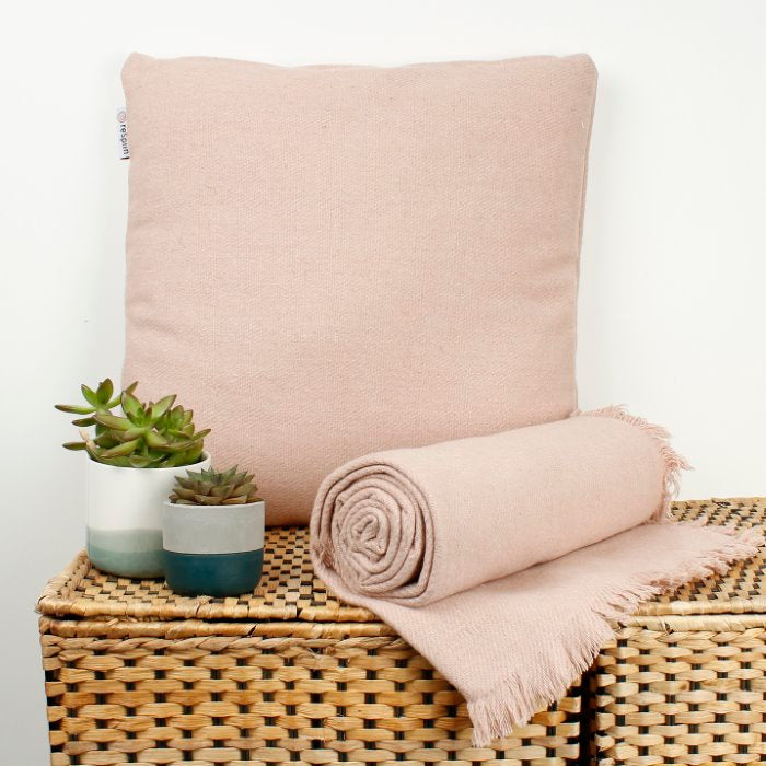 Recycled Wool Throw with Fringe - Dusty Pink